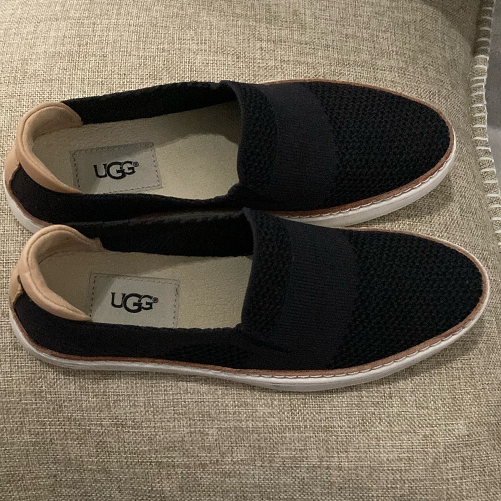 UGG black slip-on sneakers size 5.5 New w/o tag